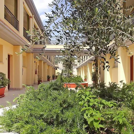In Villassimius With Garden Apartment Villasimius